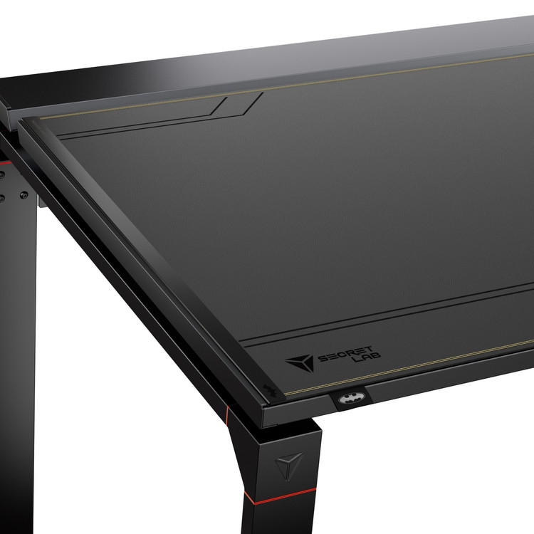 Mag-Mat15PU-Batman_metal_desk_03.jpg
