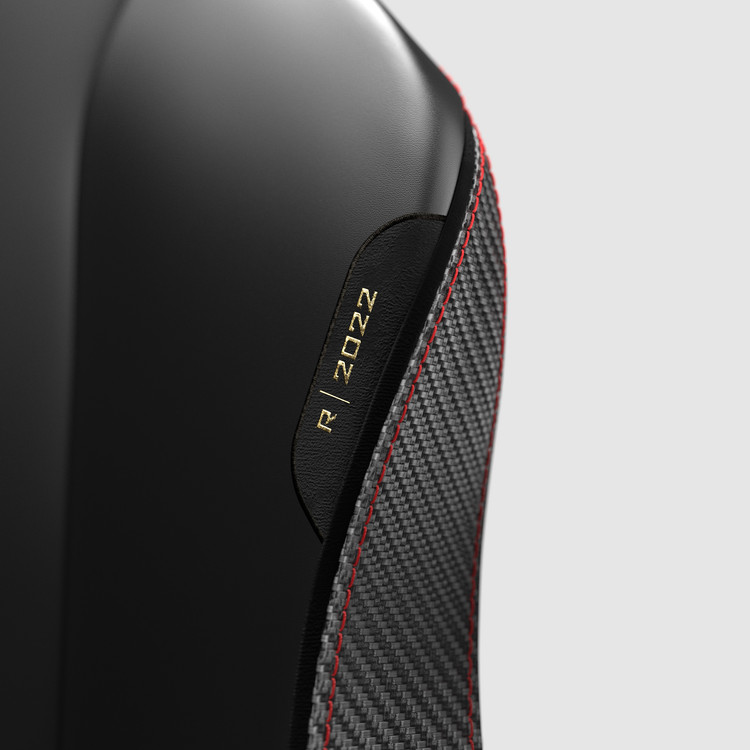 R22PU-Stealth_04.jpg