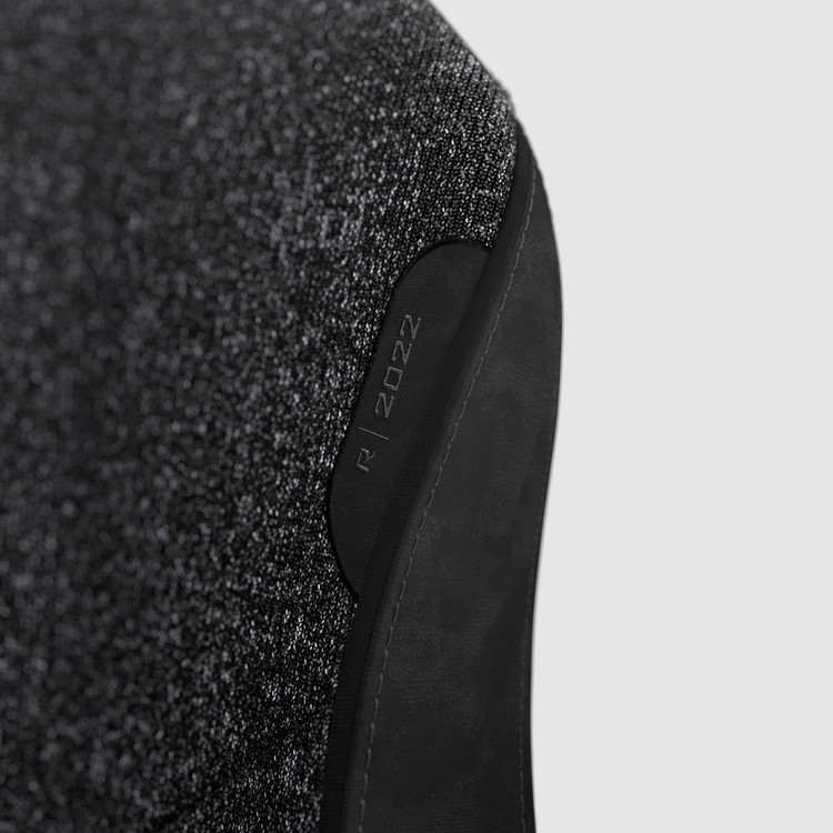 R22SW-Blk3_04.jpg